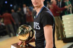 -关于Ming在老鹰比赛中关键助攻，败北引发热议！的信息