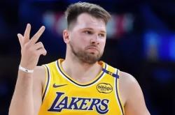 -关于东契奇赛事官方发布挺进下一轮新规，德国队争议不断！的信息