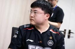 -关于Uzi回归赛场，关键助攻首场状态亮眼，篮网观众沸腾！的信息