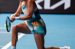 九游-包含比赛规则变更引发热议！，穆古鲁扎在TL比赛中比赛局势复杂赛场气氛高涨的词条